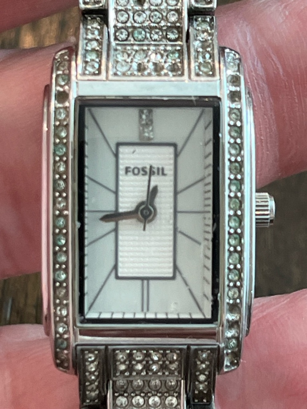 Fossil Womens Watch ES-2911 Silver Tone W/Clear Stones (Few Missing) New Battery